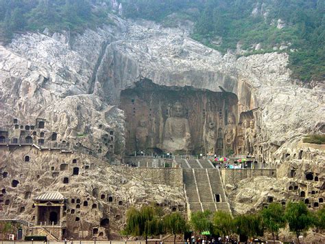  Longmen Grottoes: Ancient Treasures Carved into Stone and History!