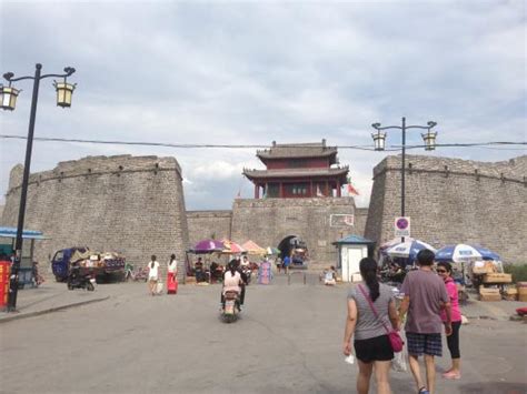 Xingcheng Ancient City Walls:  A Majestic Gateway to Huludao’s Rich Past and Breathtaking Coastal Views!