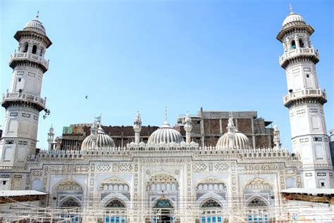 Yasir Habib Khan Mosque: An Architectural Marvel and Tranquil Oasis in Peshawar!